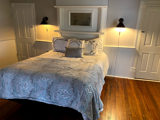 Mattress Store «Round Barn Mattresses», reviews and photos, 3777 Commerce Rd, Jefferson, GA 30549, USA