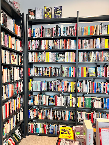 Rezensionen über Pile of Books in Zürich - Buchhandlung