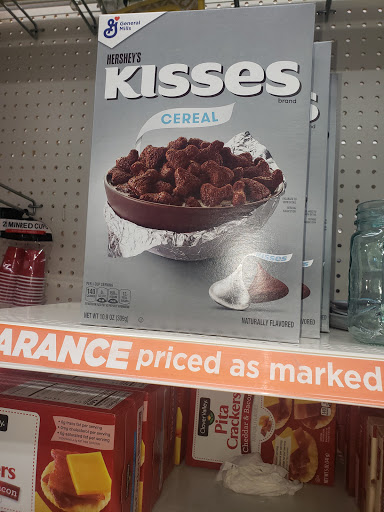 Discount Store «Dollar General», reviews and photos, 195 Village Cir, Senoia, GA 30276, USA