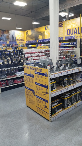 Auto Parts Store «NAPA Auto Parts - Genuine Parts Company (La-685)», reviews and photos, 1171 W Morena Blvd, San Diego, CA 92110, USA