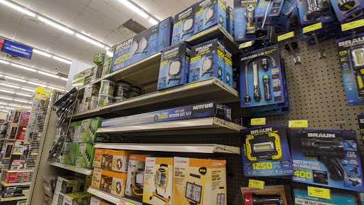 Hardware Store «Harbor Freight Tools», reviews and photos, 6808 W Greenfield Ave, West Allis, WI 53214, USA