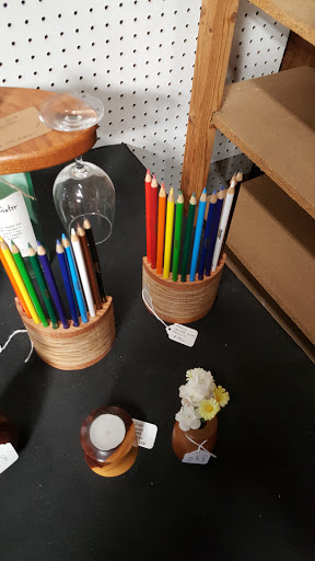 Antique Furniture Store «Old American Barn», reviews and photos, 107 Martinsburg Ave, Gordonsville, VA 22942, USA