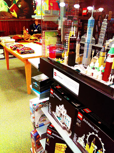 Book Store «Barnes & Noble», reviews and photos, 4940 Monroe St, Toledo, OH 43623, USA