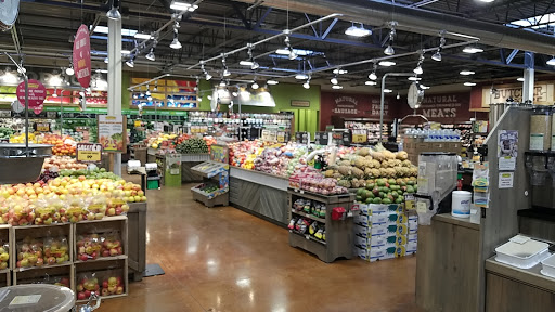 Grocery Store «Fresh Thyme Farmers Market - Kenosha», reviews and photos, 7100 Green Bay Rd, Kenosha, WI 53142, USA