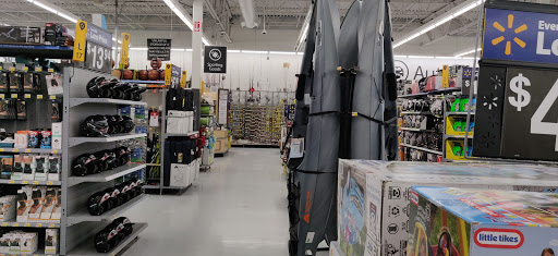 Discount Store «Walmart», reviews and photos, 970 Torringford St, Torrington, CT 06790, USA