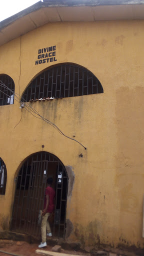 Divine Grace Hostel, Ekosodin, Eguavoen St, Uselu, Benin City, Nigeria, Hostel, state Edo