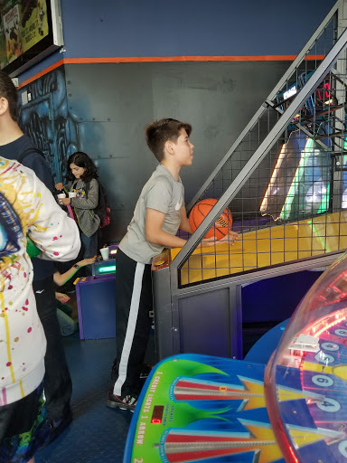 Amusement Center «Q-ZAR», reviews and photos, 151 Voice Rd, Carle Place, NY 11514, USA