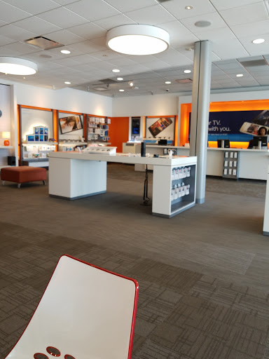 Cell Phone Store «AT&T», reviews and photos, 975 Savannah Hwy Suite 301, Charleston, SC 29407, USA