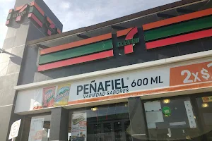 7-Eleven Carretera Toluca - Naucalpan image