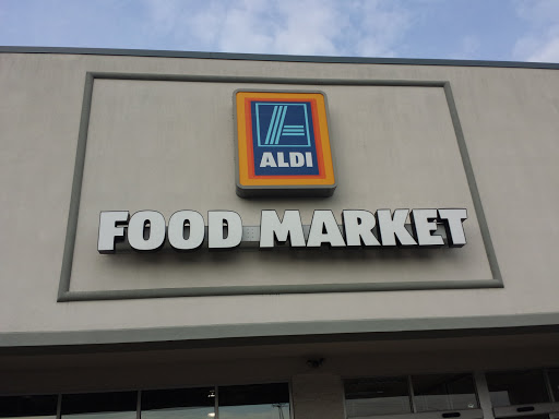 Supermarket «ALDI», reviews and photos, 3057 NJ-35, Hazlet, NJ 07730, USA