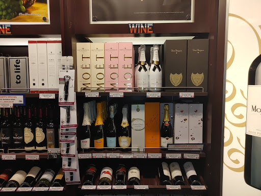 Gift Shop «Duty Free Americas», reviews and photos, 46792 Route 81, Alexandria Bay, NY 13607, USA