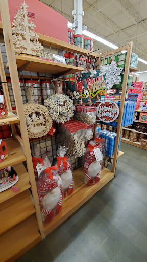 Furniture Store «Cost Plus World Market», reviews and photos, 16801 SE Mill Plain Blvd, Vancouver, WA 98684, USA