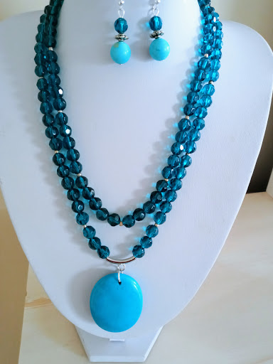 Costume Jewelry Shop «Caledonia Chic Designs», reviews and photos, 2556 Willowspring Ct, Cincinnati, OH 45231, USA