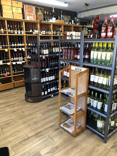 Liquor Store «Thousand Oaks Liquor Store», reviews and photos, 2809 Thousand Oaks Blvd, Thousand Oaks, CA 91362, USA