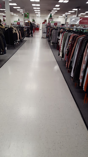 Clothing Store «Burlington Coat Factory», reviews and photos, 1025 W Patrick St, Frederick, MD 21702, USA