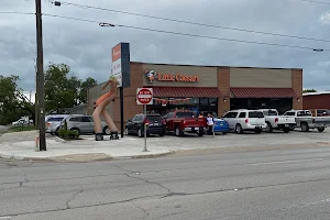 Little Caesars Pizza image