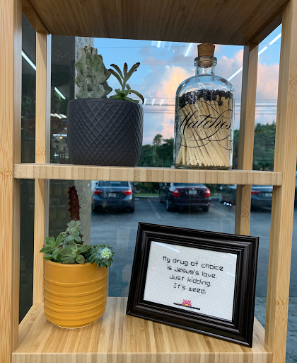 Tobacco Shop «Vape & Smoke Shop - West Pines», reviews and photos, 12397 Pembroke Rd, Pembroke Pines, FL 33025, USA