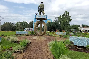 Moshi Askari Monument image
