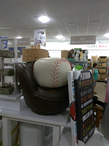 Home Goods Store «HomeGoods», reviews and photos, 7937 113th St, Seminole, FL 33772, USA