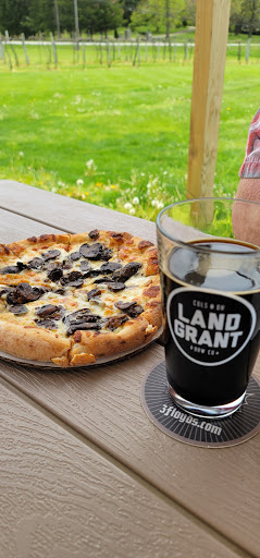 Winery «Rockside Winery and Vineyards», reviews and photos, 2363 Lancaster-Newark Rd NE, Lancaster, OH 43130, USA