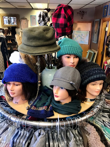 Boutique «Everchanging Seasons Consignment Boutique», reviews and photos, 710 Forest Ave, Portland, ME 04103, USA