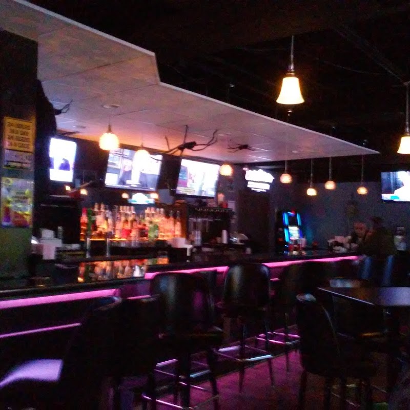 Cesar's Sports Bar and Grill