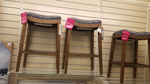 Home Goods Store «Home Goods», reviews and photos, 3 Main St, Edgewater, NJ 07020, USA