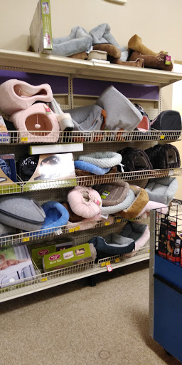 Pet Supply Store «PetSmart», reviews and photos, 1671 E Market St, Harrisonburg, VA 22801, USA