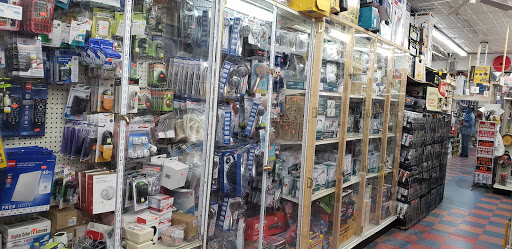 Hardware Store «Florama Hardware», reviews and photos, 98 Graham Ave, Brooklyn, NY 11206, USA
