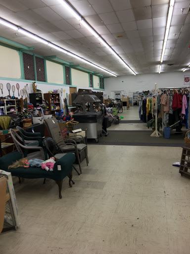 Thrift Store «Salvation Army Thrift Store», reviews and photos, 2506 S Roan St, Johnson City, TN 37601, USA