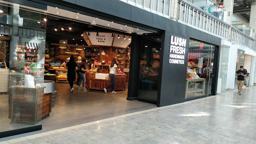 Cosmetics Store «Lush Cosmetics», reviews and photos, 7014 E Camelback Rd, Scottsdale, AZ 85251, USA