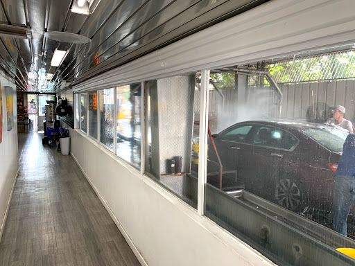 Car Wash «Great American Car Wash», reviews and photos, 16919 Roscoe Blvd, Northridge, CA 91343, USA