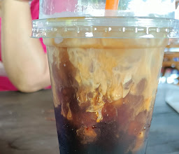 ร้านอาหาร ราดหน้ายอดผัก photo