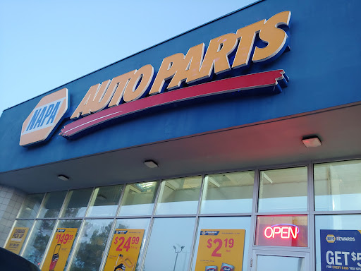 Auto Parts Store «NAPA Auto Parts - Genuine Parts Company», reviews and photos, 2212 Webster St, Hudson, WI 54016, USA