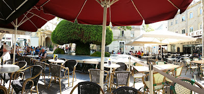 Bar de la Grande Fontaine à Salon-de-Provence