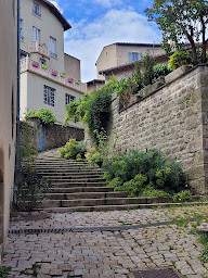 Photo n°27 de L'Horloge à Saint-Bonnet-le-Château ()