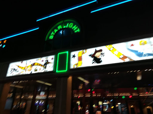 Movie Theater «Regal Cinemas Starlight 14 - Charlotte», reviews and photos, 11240 N Tryon St, Charlotte, NC 28262, USA