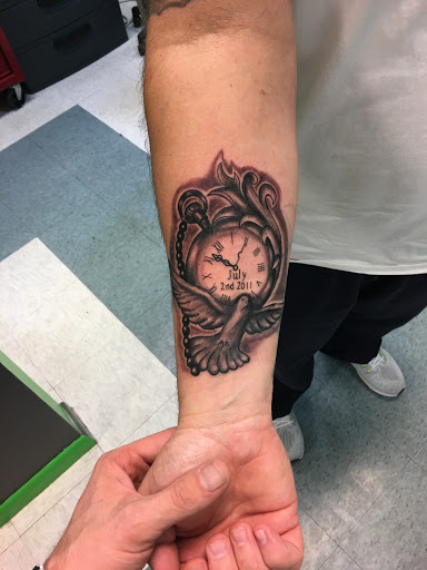 Explore king of hearts tattoo ideas, creative tattoo ideas in Waynesboro, available at Hessoms Ink