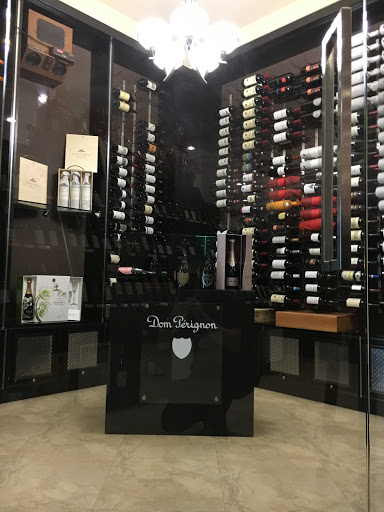 Wine Store «Wine & Spirits Emporium», reviews and photos, 10730 NW 74th St, Medley, FL 33178, USA