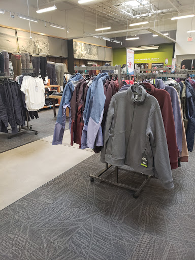 Camping Store «REI», reviews and photos, 8490 Castleton Corner Dr, Indianapolis, IN 46250, USA