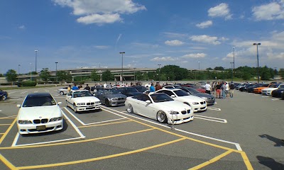 Photos of Westfield Garden State Plaza