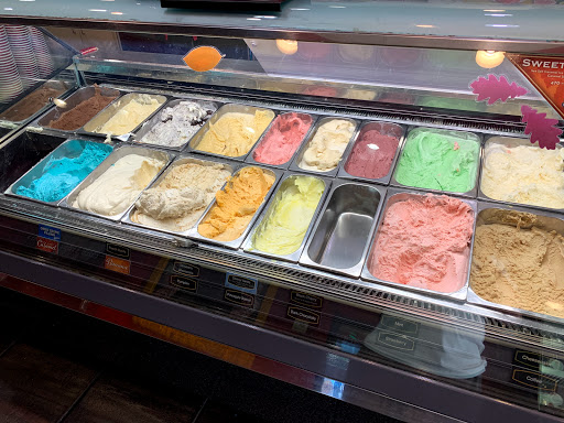 Ice Cream Shop «Cold Stone Creamery», reviews and photos, 1859 W 11th St C-6, Tracy, CA 95376, USA