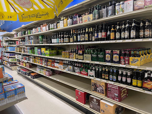 Liquor Store «Connecticut Beverage Mart», reviews and photos, 955 Washington St, Middletown, CT 06457, USA