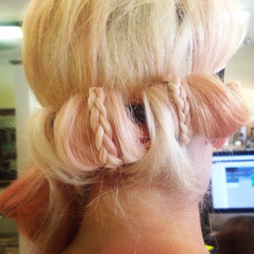 Beauty Salon «U-Turn Salon», reviews and photos, 204 Campbelltown Rd, Palmyra, PA 17078, USA