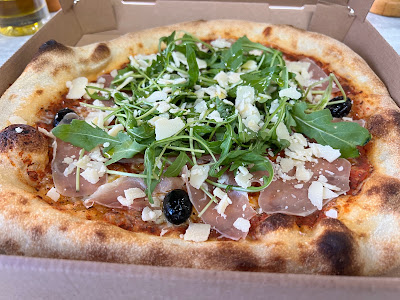 Dionna Pizzas à Saint-Sozy