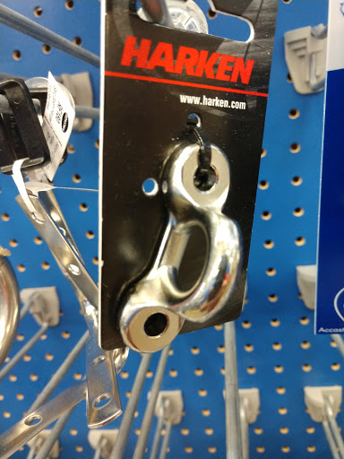 Marine Supply Store «West Marine», reviews and photos, 12350 Wayzata Blvd, Minnetonka, MN 55305, USA