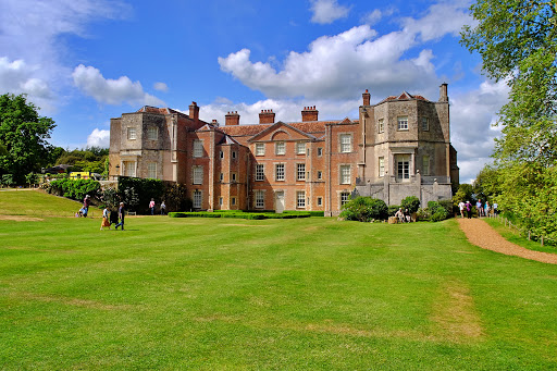 National Trust - Mottisfont