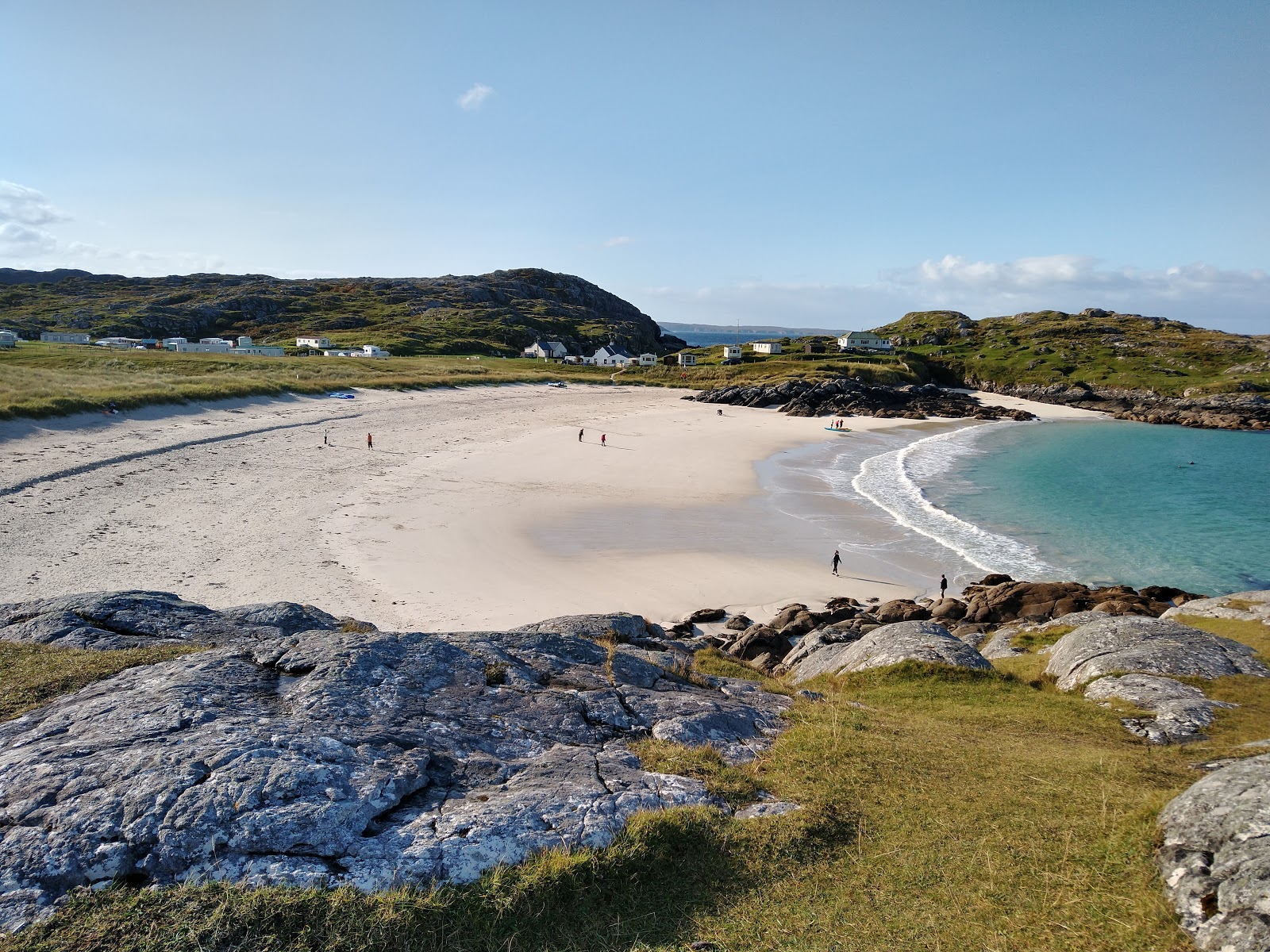 Foto von Achmelvich Bay mit beiger sand Oberfläche