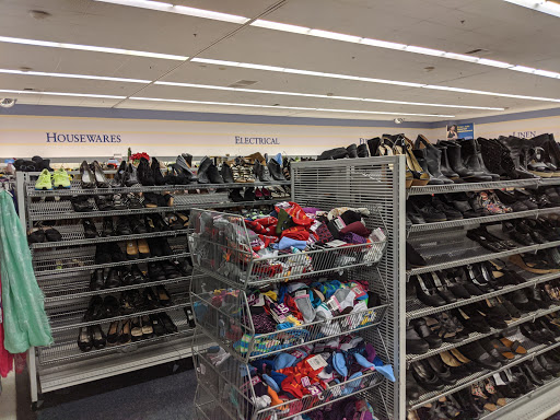 Donations Center «Goodwill Donation and Retail Center», reviews and photos