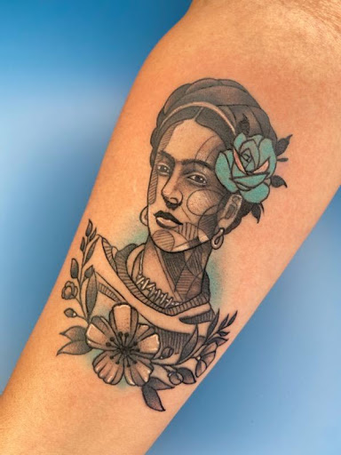 Tattoo Shop «Bold Stroke Tattoo Studios», reviews and photos, 831 W Jefferson Blvd, Dallas, TX 75208, USA